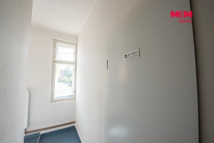 Pronájem kanceláře, Pardubice - Zelené Předměstí, 17. listopadu, 24 m2