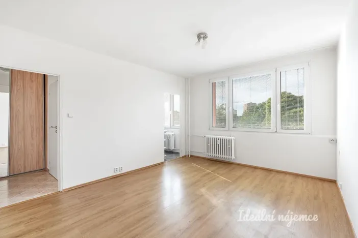 Pronájem bytu 1+1, Praha, Novodvorská, 28 m2