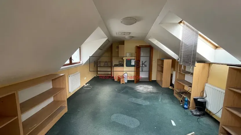 Prodej komerční nemovitosti, Kladno, Dubská, 160 m2