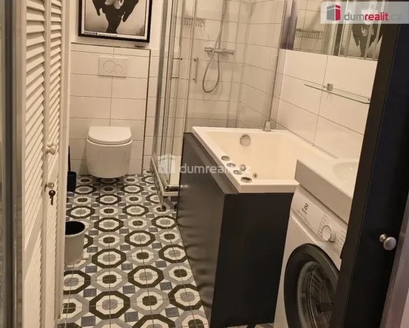 Pronájem bytu 1+1, Praha - Nové Město, Hálkova, 31 m2