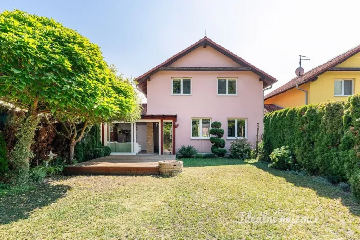 Pronájem rodinného domu, Horoušany, Na Svahu, 141 m2
