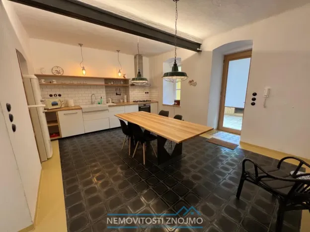 Pronájem bytu 2+kk, Znojmo, Na Kopečku, 52 m2