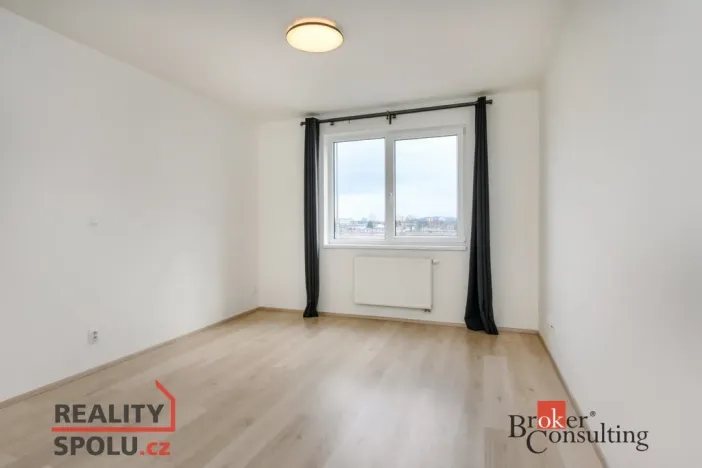 Pronájem bytu 1+kk, Plzeň - Jižní Předměstí, Magisterská, 29 m2