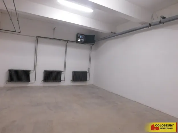 Pronájem skladu, Znojmo, Dobšická, 166 m2