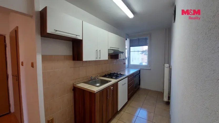 Prodej bytu 3+1, Klášterec nad Ohří, Školní, 66 m2