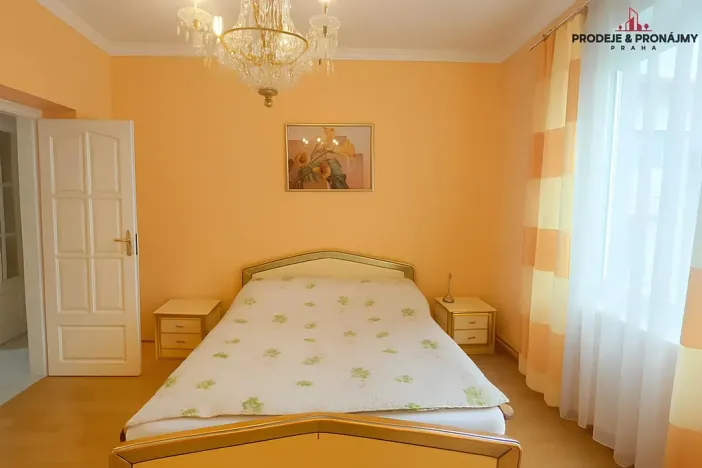 Prodej vily, Praha - Suchdol, 243 m2
