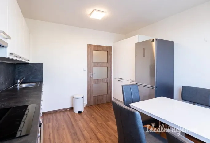 Pronájem bytu 3+kk, Praha - Chodov, Ženíškova, 74 m2