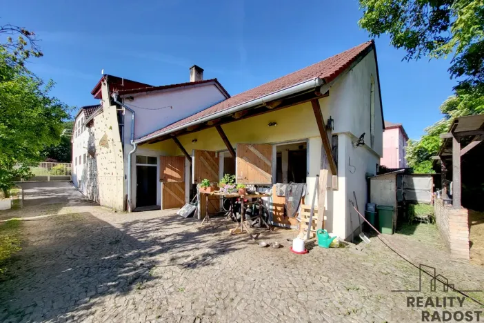 Prodej komerční nemovitosti, Šanov, Nádražní, 261 m2