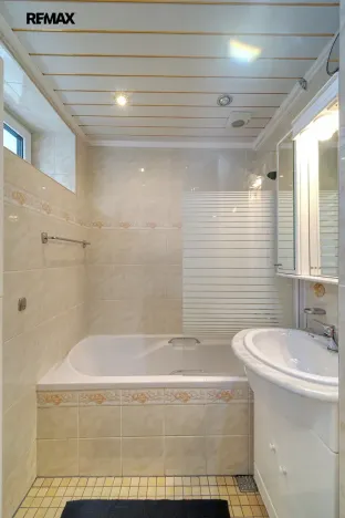 Prodej bytu 3+1, Plzeň, Suvorovova, 82 m2