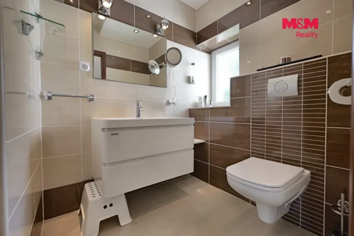 Prodej rodinného domu, Domašov u Šternberka, 341 m2