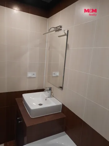 Pronájem bytu 2+1, Chomutov, Arbesova, 61 m2