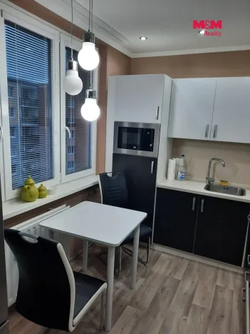 Pronájem bytu 2+1, Chomutov, Arbesova, 61 m2