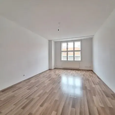 Pronájem bytu 3+kk, Praha - Žižkov, Roháčova, 80 m2