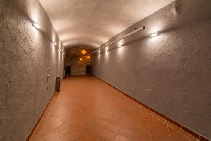 Pronájem obchodního prostoru, Praha - Nové Město, Palackého, 126 m2