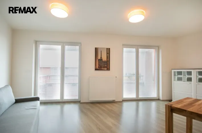 Prodej bytu 1+kk, Praha - Zličín, Sazovická, 33 m2