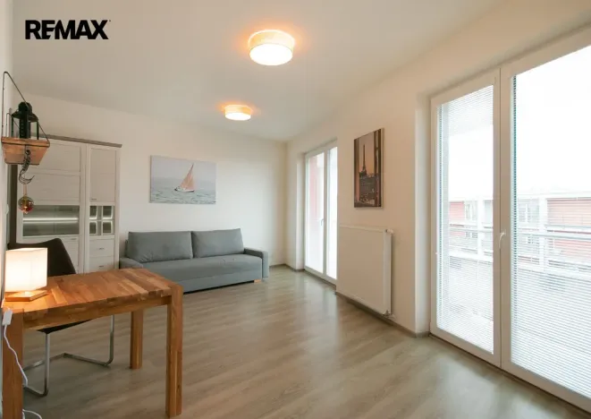 Prodej bytu 1+kk, Praha - Zličín, Sazovická, 33 m2