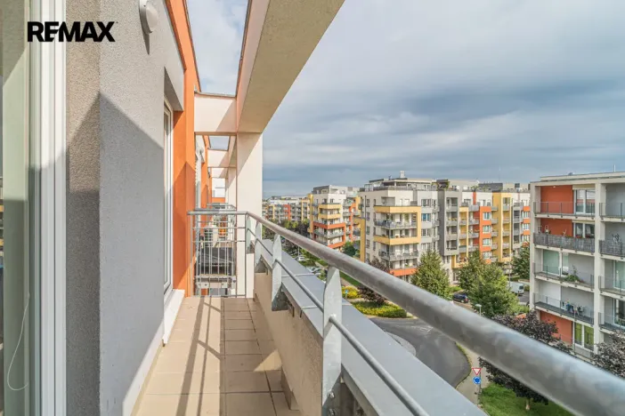 Prodej bytu 1+kk, Praha - Zličín, Sazovická, 33 m2