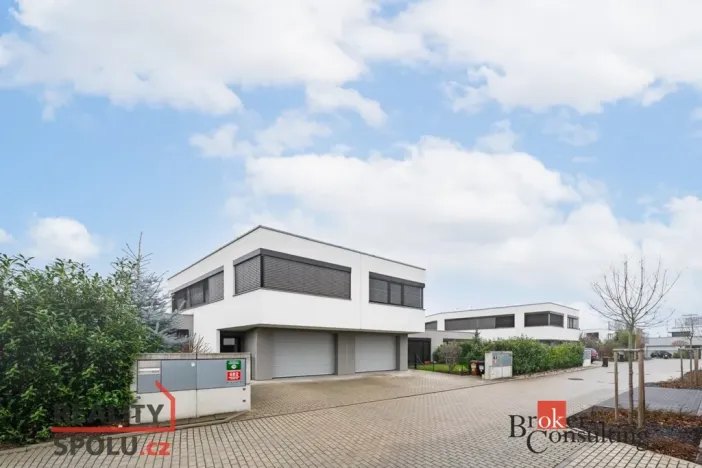 Prodej rodinného domu, Praha - Horní Měcholupy, U Golfu, 156 m2