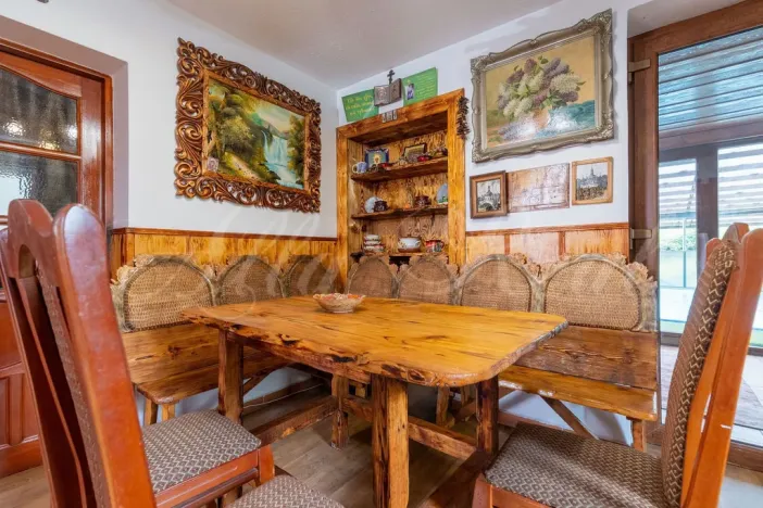 Prodej rodinného domu, Modřice, Brněnská, 371 m2