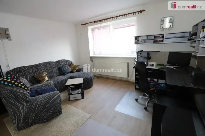Prodej bytu 2+1, Dobřany, Stromořadí, 67 m2