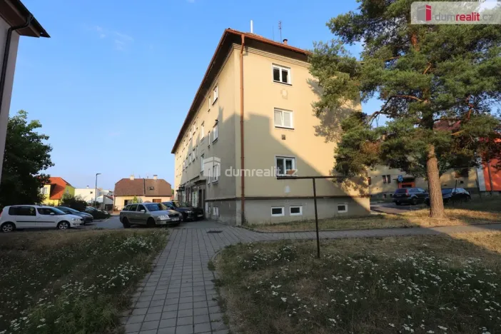 Prodej bytu 2+1, Dobřany, Stromořadí, 67 m2