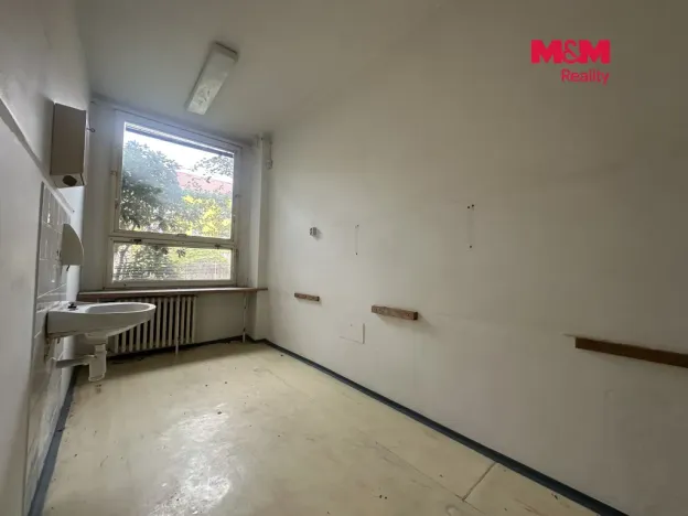 Prodej obchodního prostoru, Žatec, 900 m2