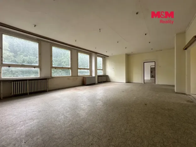 Prodej obchodního prostoru, Žatec, 900 m2