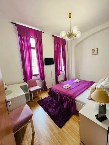 Pronájem apartmánu, Karlovy Vary, Zámecký vrch, 200 m2