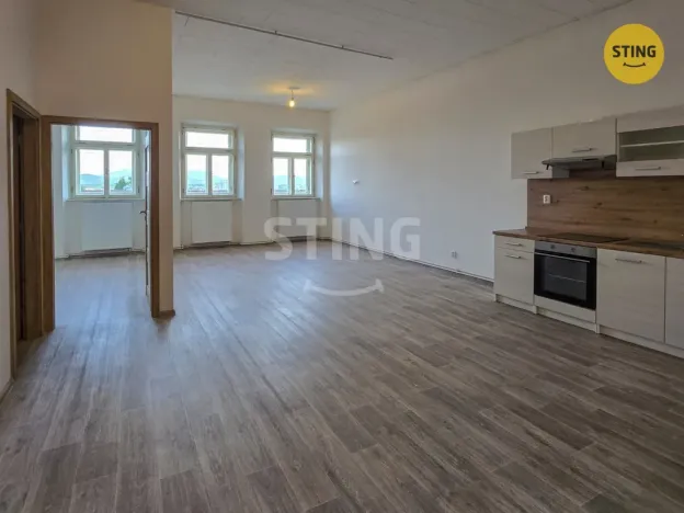 Pronájem bytu 3+kk, Frýdek-Místek, Zámecké nám., 69 m2