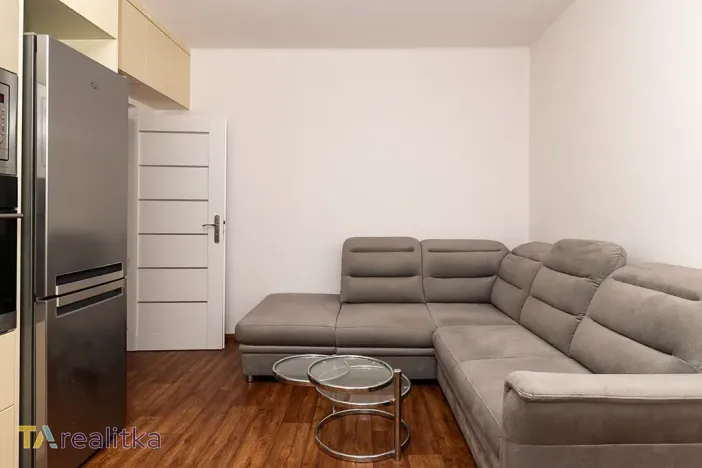 Prodej bytu 2+1, Karviná, Haškova, 54 m2