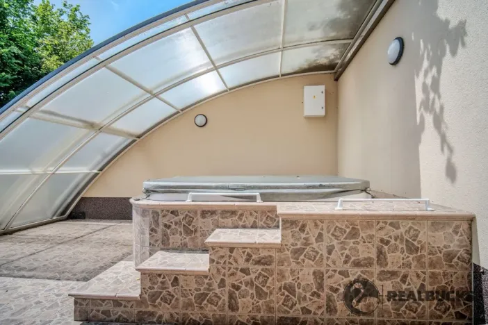 Prodej vícegeneračního domu, Turnov, 320 m2