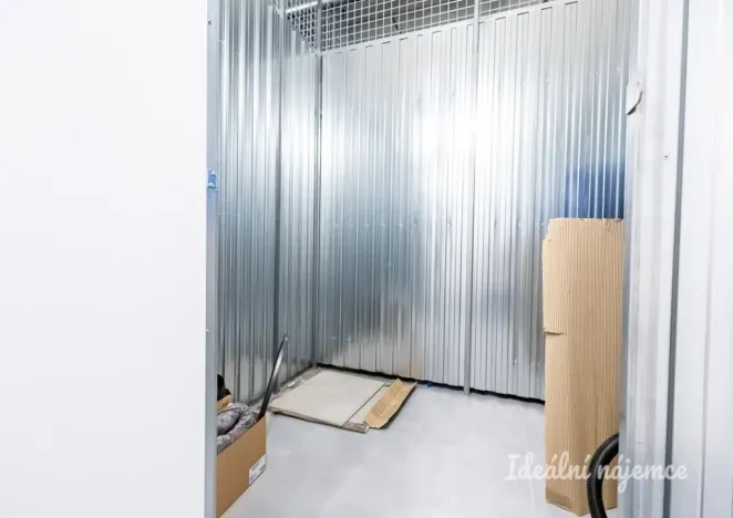 Pronájem bytu 1+kk, Praha, Gerstelova, 35 m2