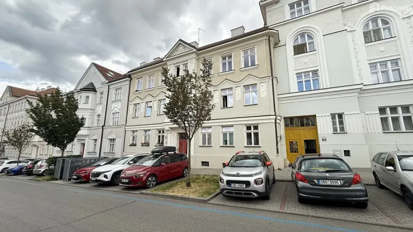 Prodej bytu 2+kk, Brno, Dobrovského, 47 m2