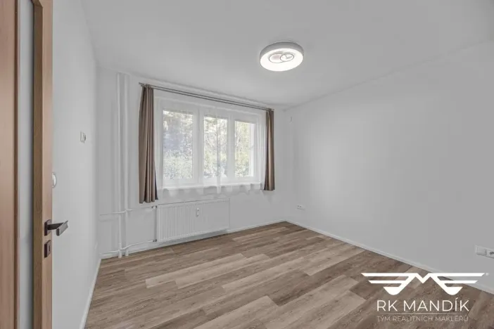 Pronájem bytu 3+1, Praha - Malešice, Tuchorazská, 72 m2