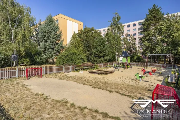 Pronájem bytu 3+1, Praha - Malešice, Tuchorazská, 72 m2