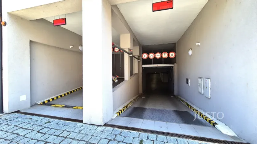 Prodej garáže, Písek - Budějovické Předměstí, Švantlova, 17 m2