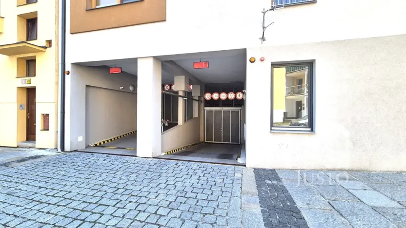 Prodej garáže, Písek - Budějovické Předměstí, Švantlova, 17 m2