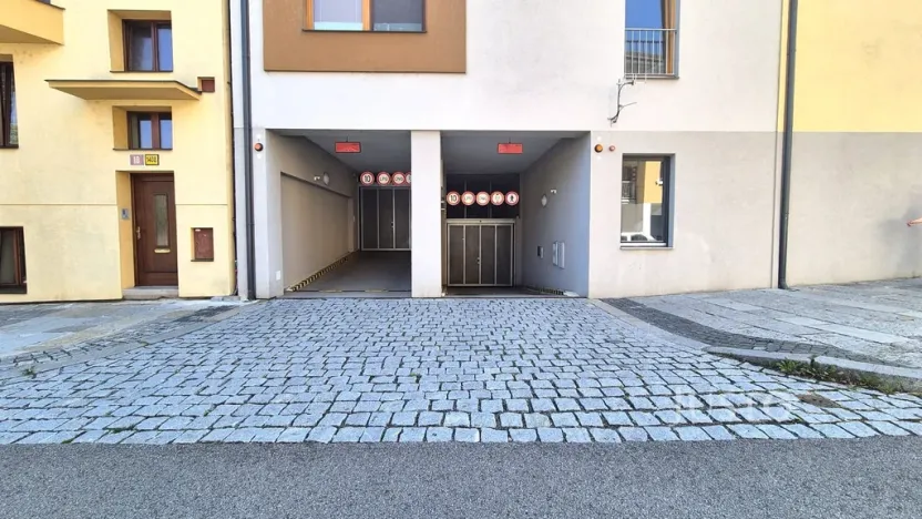 Prodej garáže, Písek - Budějovické Předměstí, Švantlova, 17 m2
