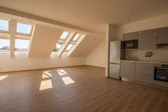 Pronájem činžovního domu, Říčany, 17. listopadu, 63 m2