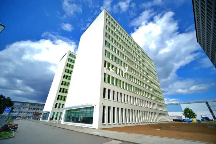 Pronájem kanceláře, Brno, Tuřanka, 85 m2