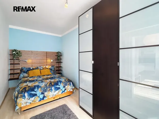 Prodej bytu 2+1, Praha - Hlubočepy, Lohniského, 45 m2
