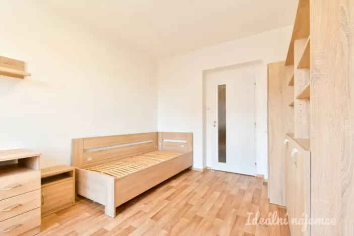 Pronájem bytu 2+1, Náměšť nad Oslavou, Zborovská, 48 m2