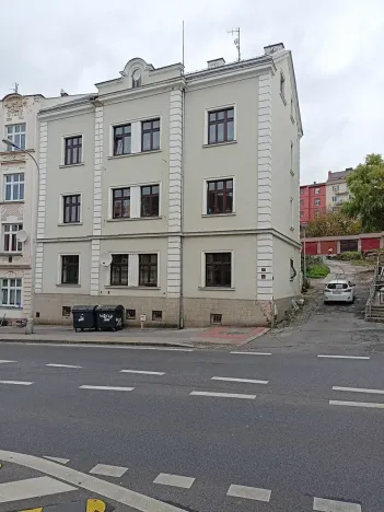 Pronájem bytu 2+kk, Děčín, Kamenická, 51 m2