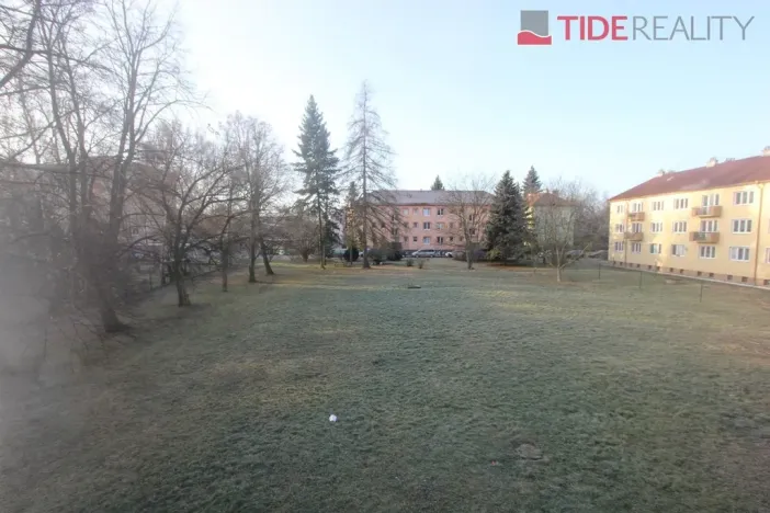 Pronájem bytu 2+1, Praha - Uhříněves, V bytovkách, 60 m2