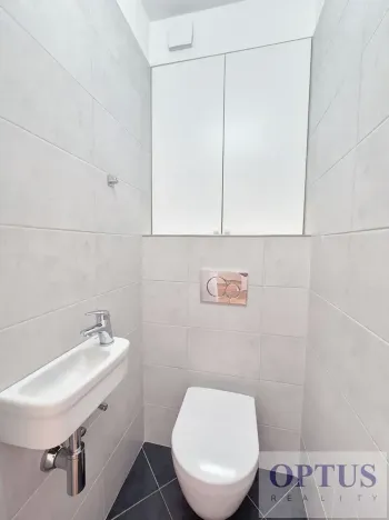 Pronájem kanceláře, Praha - Smíchov, U Demartinky, 191 m2