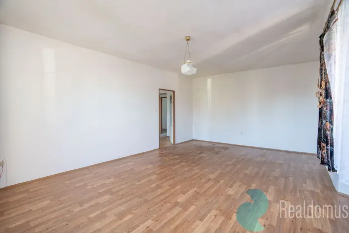 Prodej skladu, Chotětov, Husovo náměstí, 3000 m2