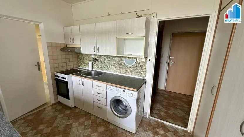 Pronájem bytu 1+1, Plzeň - Skvrňany, Lábkova, 38 m2
