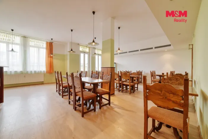 Prodej restaurace, Mariánské Lázně, Masarykova, 147 m2