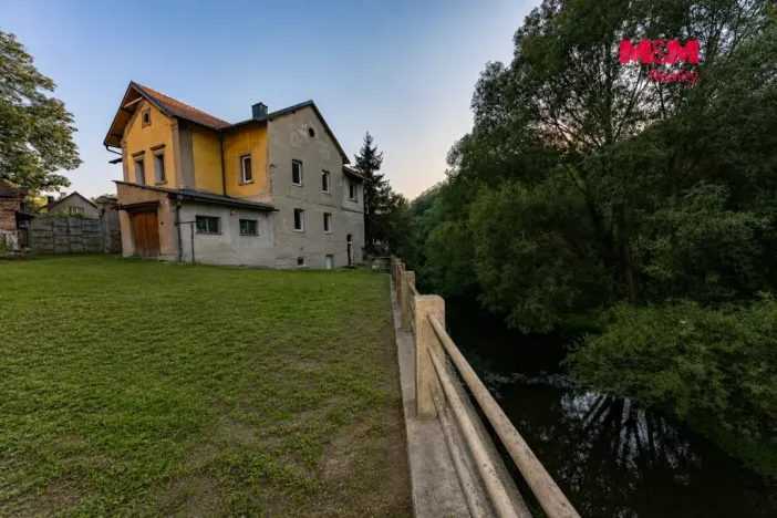 Prodej ubytování, Žleby, Ke Hrázi, 267 m2