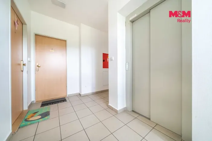 Pronájem bytu 1+kk, Plzeň - Skvrňany, Waltrova, 50 m2